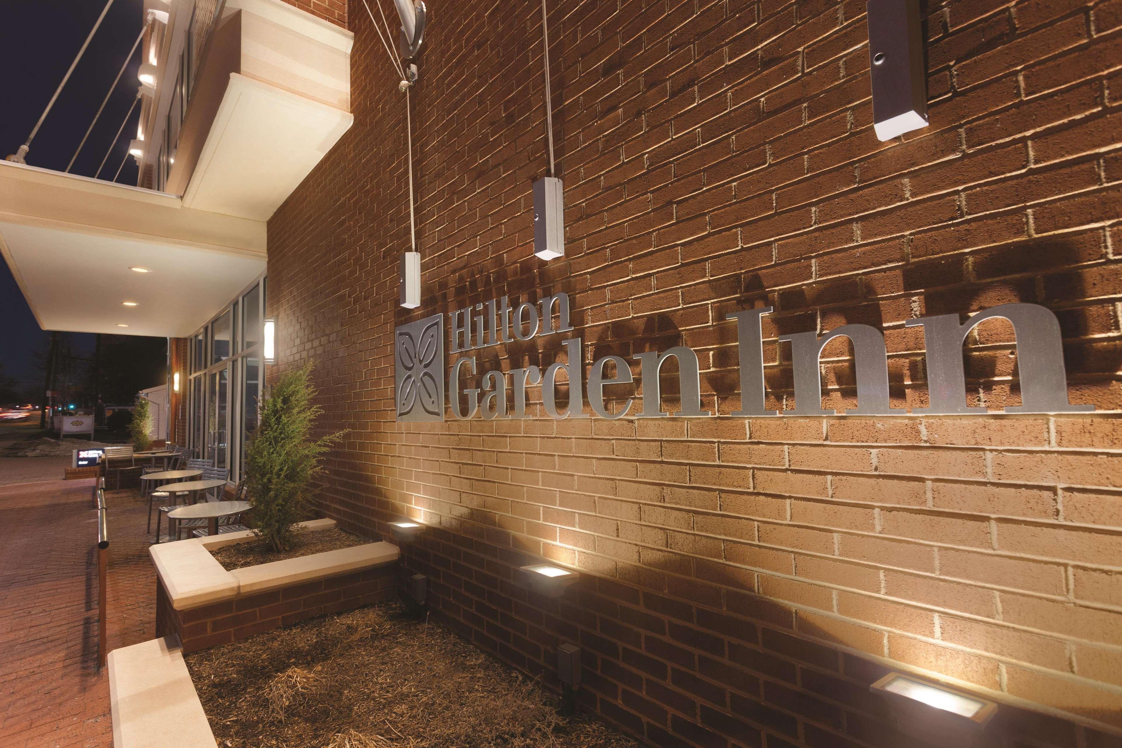Hilton Garden Inn Falls Church Exteriér fotografie