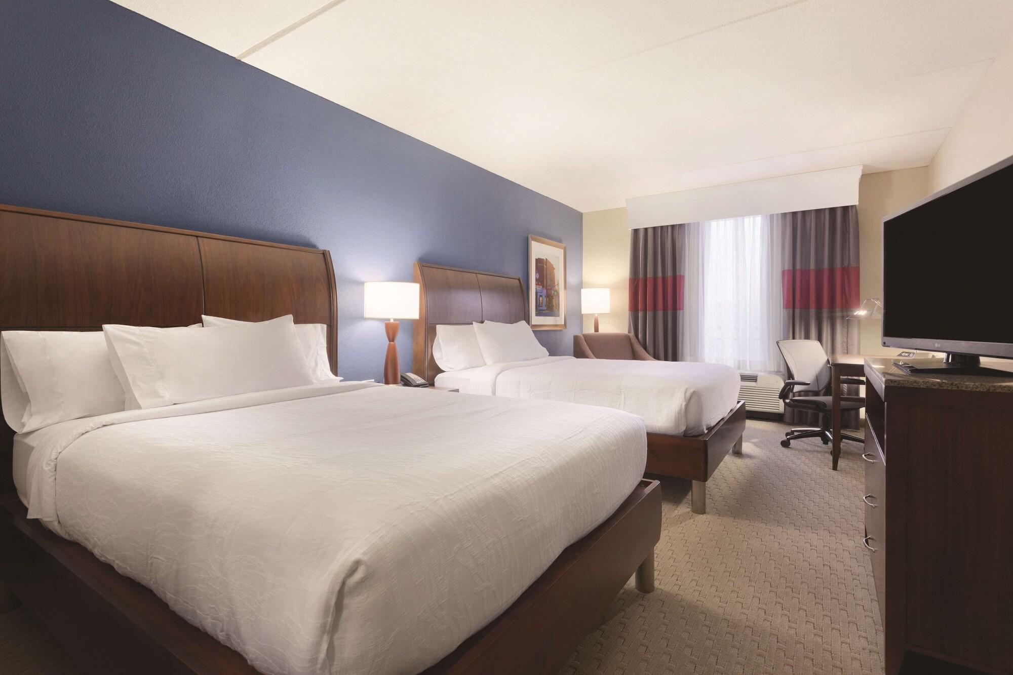 Hilton Garden Inn Falls Church Exteriér fotografie