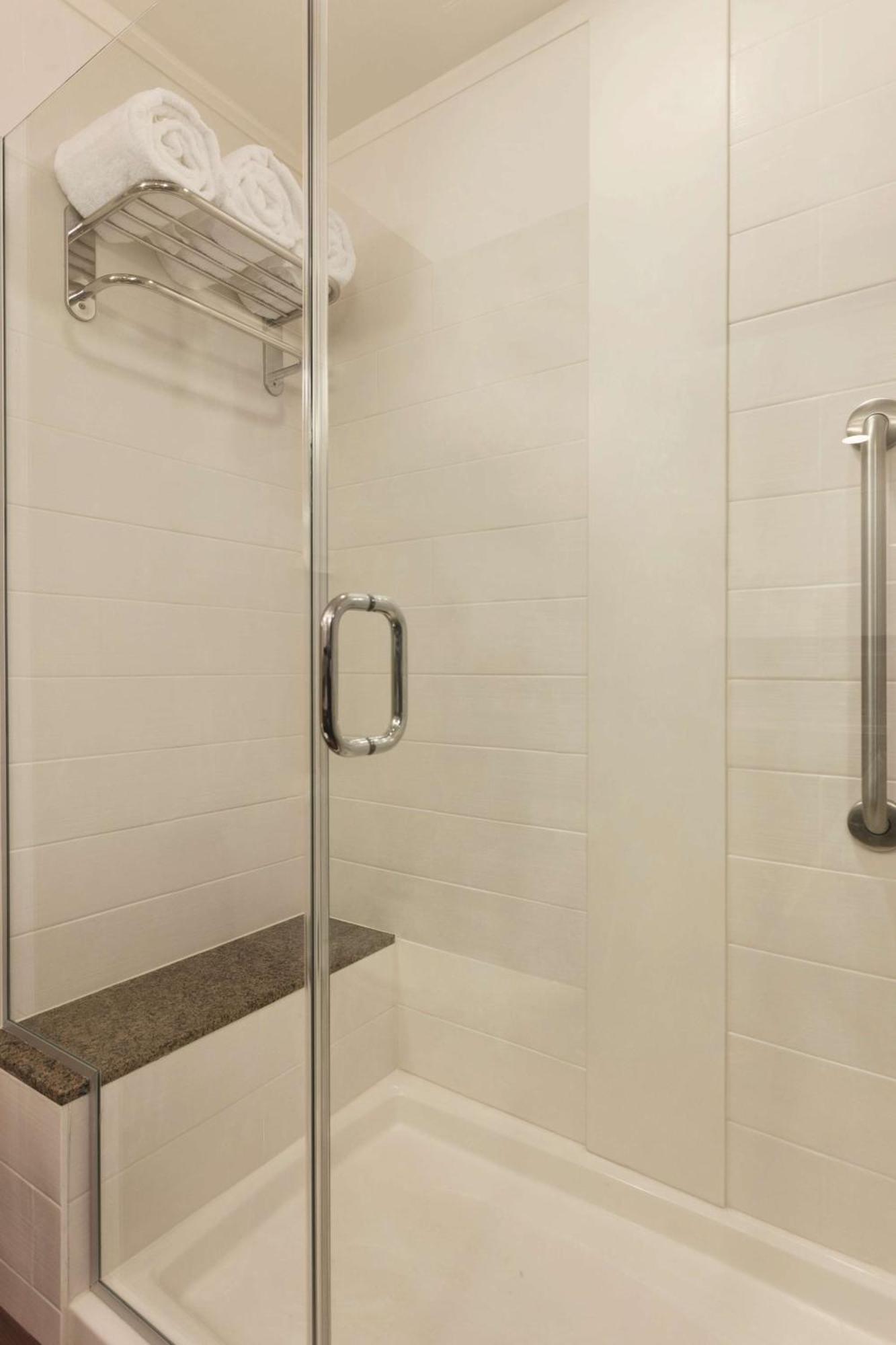 Hilton Garden Inn Falls Church Exteriér fotografie